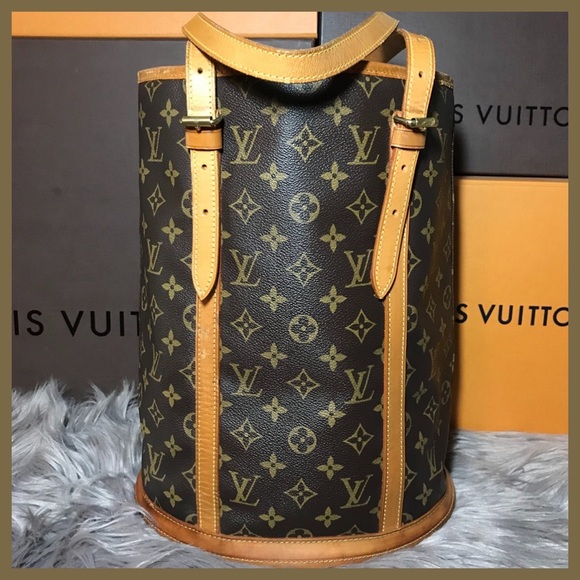 ❤️Sold!Authentic Louis Vuitton Bucket GM - Picture 1 of 12